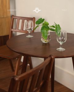 restaurant patio furniture